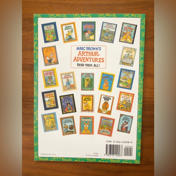 3/$12 Arthur Goes to Camp by Marc Brown Paperback book - Picture 4 of 4